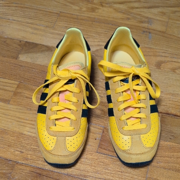 Adidas Japan Sneakers 8 - Picture 1 of 7